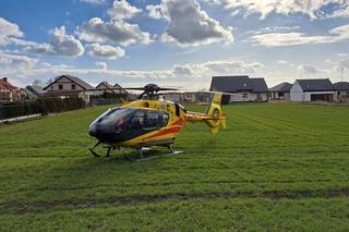 Poważny wypadek w Chełmży. Kierowca samochodu potrącił motocyklistę