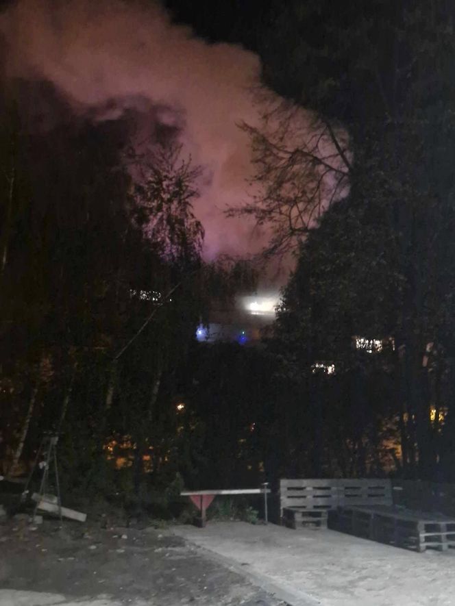 Tragiczny pożar w Turku. W płomieniach zginęła kobieta [ZDJĘCIA]