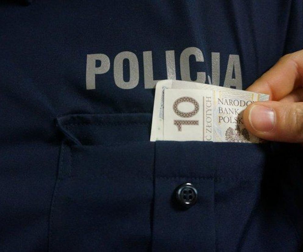 Łapówka w zamian za mandat
