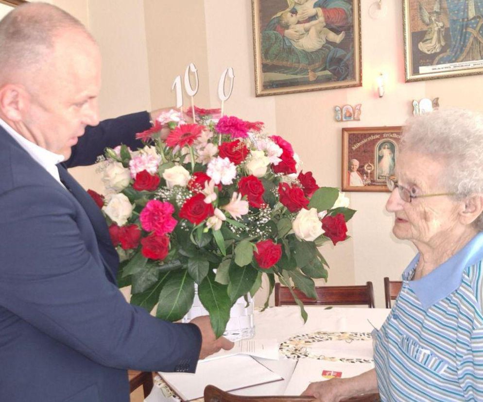 Pani Genowefa ma 100 lat i wciąż lata samolotem. Oto sekret jej długowieczności