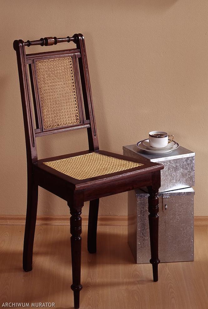 Krzesło eklektyczne wyplatane