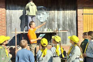 Malują mural, żeby uczcić lokalnego bohatera [GALERIA]