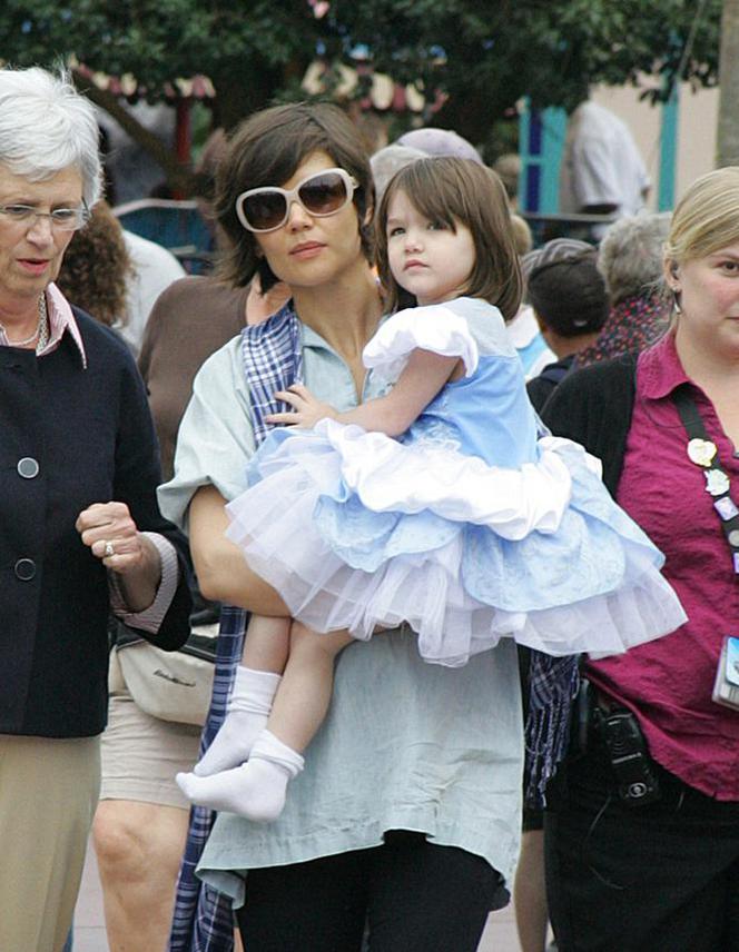 Katie Holmes i Suri