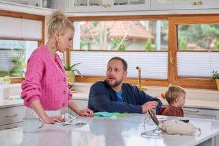 Na Wspólnej odc. 3779: Paweł (Grzegorz Kwiecień), Beata (Katarzyna Ptasińska), Gucio (Julian Studziński)