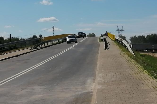 Wiadukt nad budowaną autostradą A1 w Piotrkowie Trybunalskim otwarty!