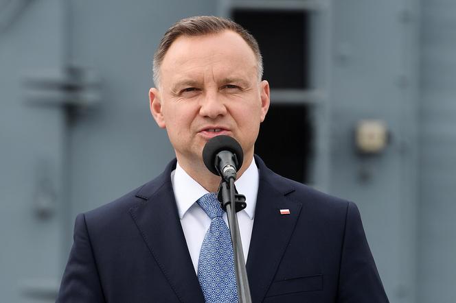 Prezydent Andrzej Duda chwali szefów MON: Błaszczaka i Macierewicza
