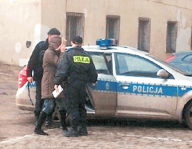 Teraz płaczesz, zwyrodnialcu!
