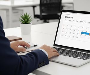 Skrócony czas pracy w Łódzkiem. Jakie urzędy testują zmiany?