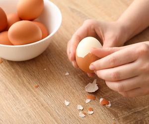 Ile jajek można jeść dziennie bez obaw o zdrowie? Odpowiedź zaskakuje