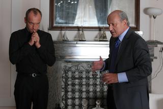 NA KRAWĘDZI odc. 9. Niemczyk (Mariusz Bonaszewski), Leszczyński (Piotr Fronczewski)