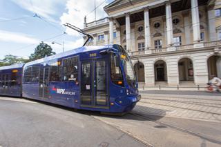 Tramwaj potrącił pieszą na ulicy Grabiszyńskiej. Utrudnienia w ruchu