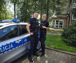 Mikołów: Policjanci w ostatniej chwili uratowali 6-latka. Chłopiec bawił się na torach 