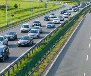 Wielki karambol na A2! Zderzyły się cztery pojazdy. Korek ma kilkanaście kilometrów?!