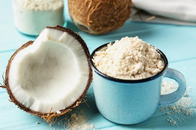 Co zrobić z mąki kokosowej? 8 najlepszych przepisów na dania z mąki z kokosa