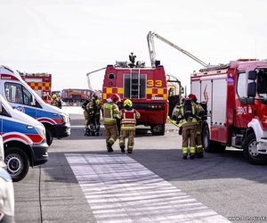 Wrocław. Ćwiczenia na terenie Portu Lotniczego im. Mikołaja Kopernika [ZDJĘCIA].