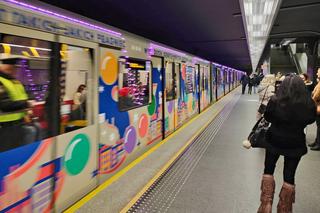 Świąteczny tramwaj, autobus i metro. Poczuj magię świąt w Warszawskim Transporcie Publicznym