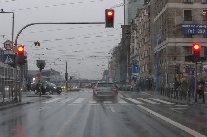 Kaczyński pędzi na Wigilię