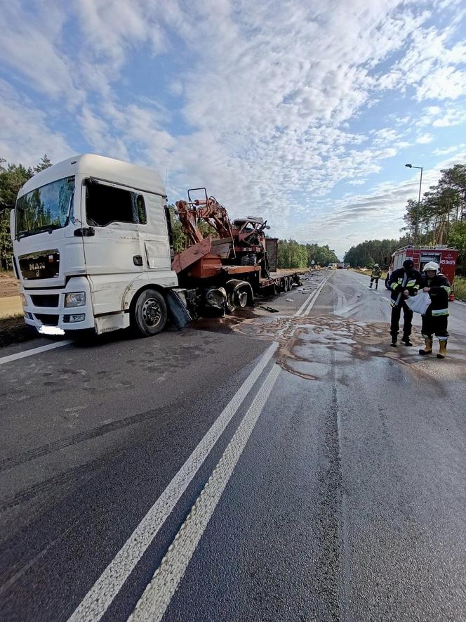 Tragiczny wypadek z udziałem dwóch ciężarówek. Jedna osoba nie żyje