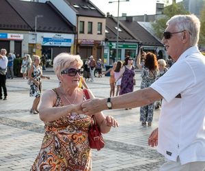 Starachowice i Międzypokoleniowa Potańcówka – Hit sezonu, który pokochali wszyscy