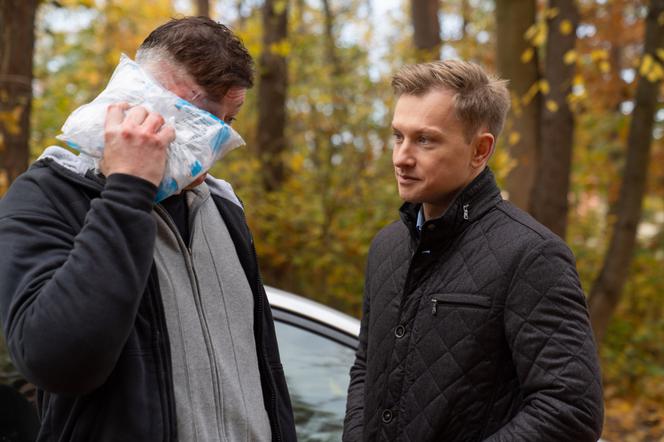 Na Wspólnej odc. 3010. Igor (Kuba Wesołowski), Leszek (Wojciech Majchrzak)