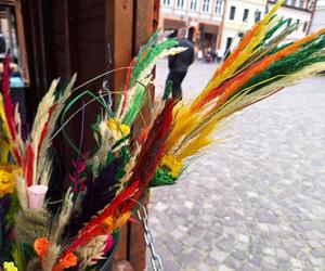 Jarmark Wielkanocny na Rynku w Rzeszowie. Mieszkańcy tłumnie odwiedzili wydarzenie