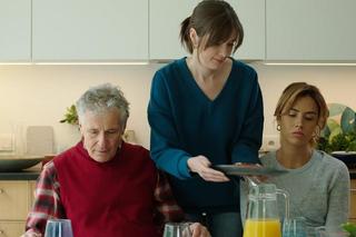 M jak miłość nowy sezon po wakacjach. Kama (Michalina Sosna), stryj Erwin (Andrzej Dopierała), Ania (Alina Szczegielniak)