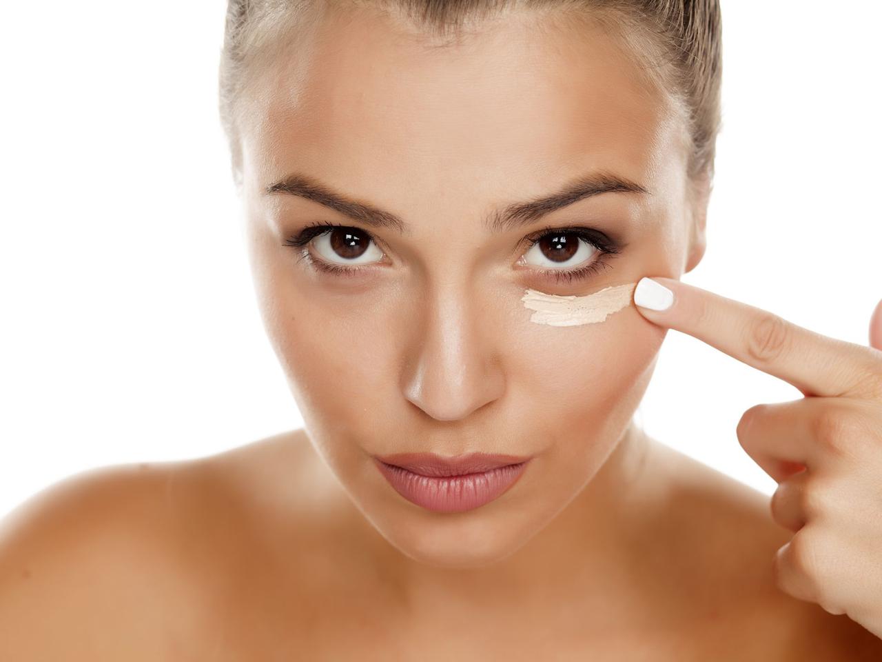Kamuflaż: jak działa ten kosmetyk i jak go stosować?