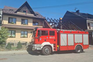 Bohaterscy strażacy z OSP Nowa Biała jako pierwsi zjawili się na miejscu. Dzielnie walczyli z pożarem!