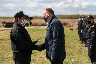 Prezydent nagrodził strażaków, którzy gasili Biebrzański Park Narodowy