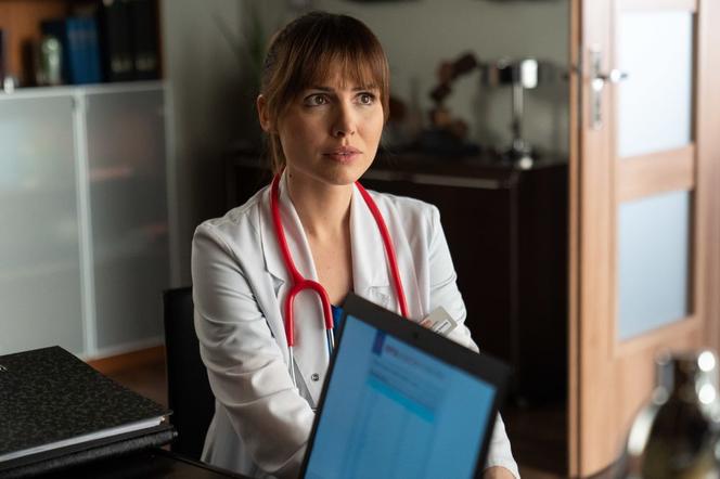 Na dobre i na złe, odcinek 812: Hania rzuci Michała dla boskiego policjanta! To zdjęcie mówi wszystko o jej związku z Piotrem - ZDJĘCIA