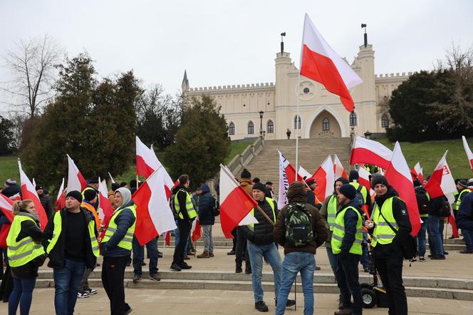 Protest rolników 20 marca w Lublinie. Przeszli ulicami miasta pod LUW