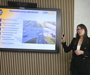 Kraków buduje Warszawie plac Zawiszy. Byliśmy w fabryce, gdzie powstanie 121 elementów wielkiej układanki