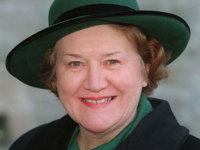 Patricia Routledge - 3 października