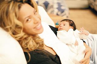 Beyonce pokazała córkę, lansuje się z dzieckiem w internecie - FOTO