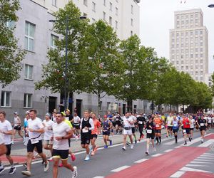 Uczestnicy Maratonu Warszawskiego 2025