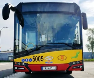 Wakacyjny rozkład jazdy autobusów przez cały rok? To możliwe