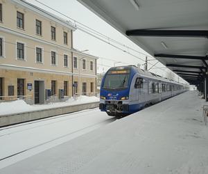 Opóźnienia kursów pociągów w Świętokrzyskiem