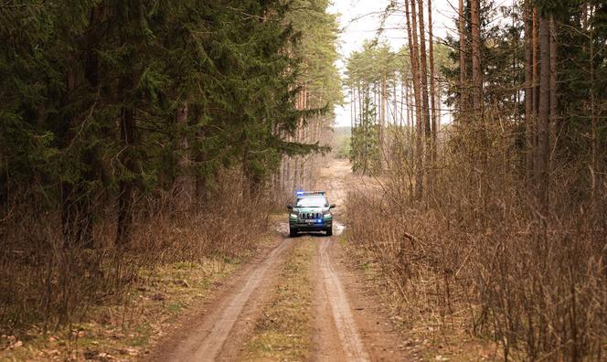 Ponad 60 nowych samochodów terenowych otrzyma Straż Graniczna