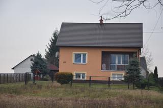 Obudziła się przy martwej mamusi