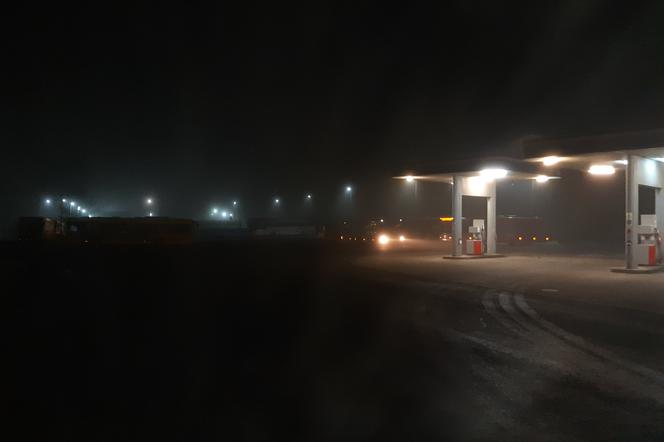 Mróz i mgła przywitały rano kierowców! Ostrożnie na drogach regionu koszalińskiego!