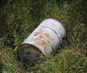 Nielegalne składowiska odpadów plagą na Mazowszu. Samorząd województwa apeluje o zmiany w prawie 