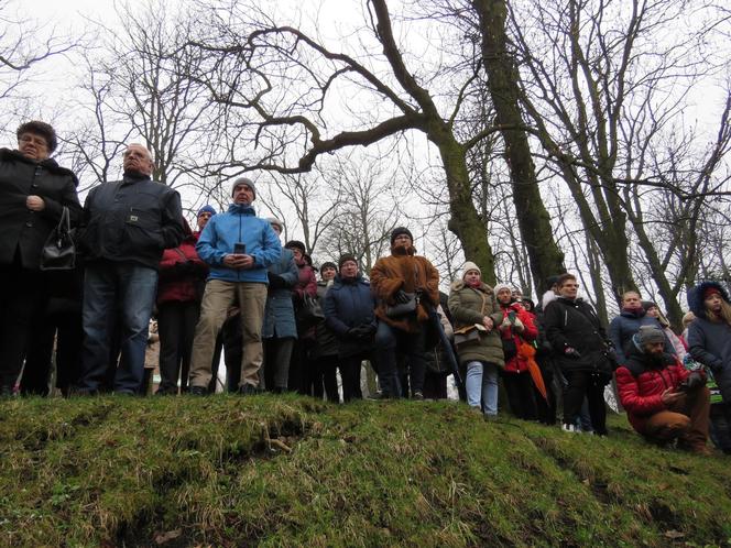 Misterium Męki Pańskiej na kalwaryjskim wzgórzu w Piekarach Śląskich