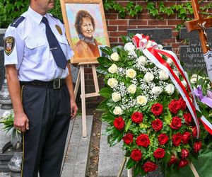 W dniu pogrzebu Joanny Kołaczkowskiej pochowano także wielką polską poetkę 