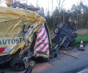 Koszmarny wypadek na A4 w Jaworznie. Ciężarówka wjechała samochód 