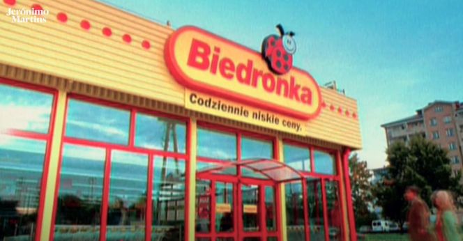 Tak dawniej wyglądały Biedronki w Polsce! Pierwszy sklep otwarto w Poznaniu