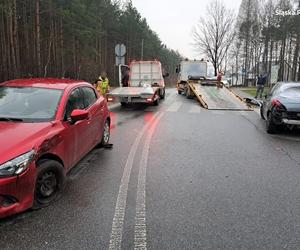 Groźna kolizja na skrzyżowaniu w Świerczyńcu