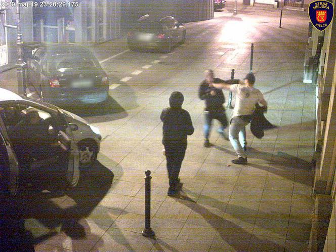 Nocna agresja w centrum Kielc! Wyładował się na... zakłdadzie SZEWSKIM! 