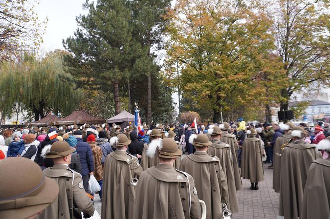  Uroczystości pod pomnikiem Józefa Piłsudskiego w Rzeszowie 