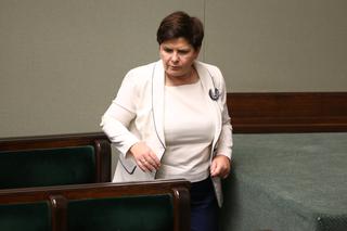 Szydło PONIŻONA przez Morawieckiego?! Mina Beci przepiękna [WIDEO]