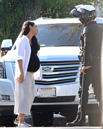 Mila Kunis w zaawansowanej ciąży